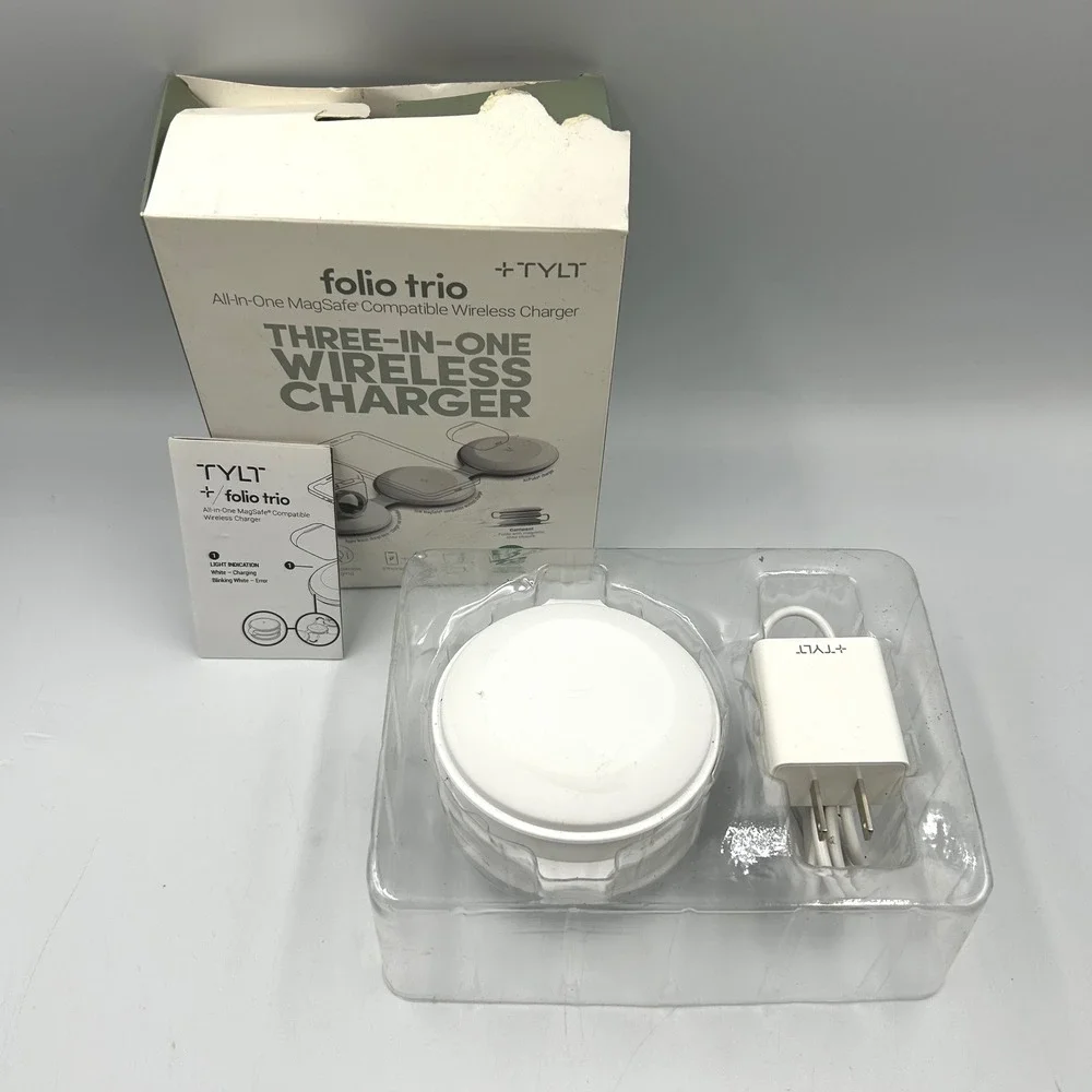 TYLT Folio Trio Wireless Charger White 3-in-1 MagSafe Travel